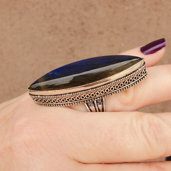 New Huge Labradorite 925 Silver Statement Ring. - Picture 6 of 16